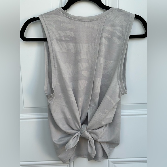 X by Gottex Tank Camo Gray Open Back Tie Small Activewear - Picture 4 of 4